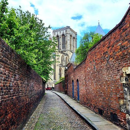 Chapter House York Exterior foto